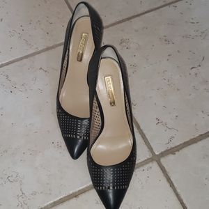 BCBGeneration beautiful black pumps heels